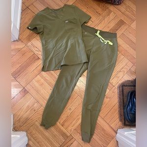 Tall Fig Jogger Scrubs